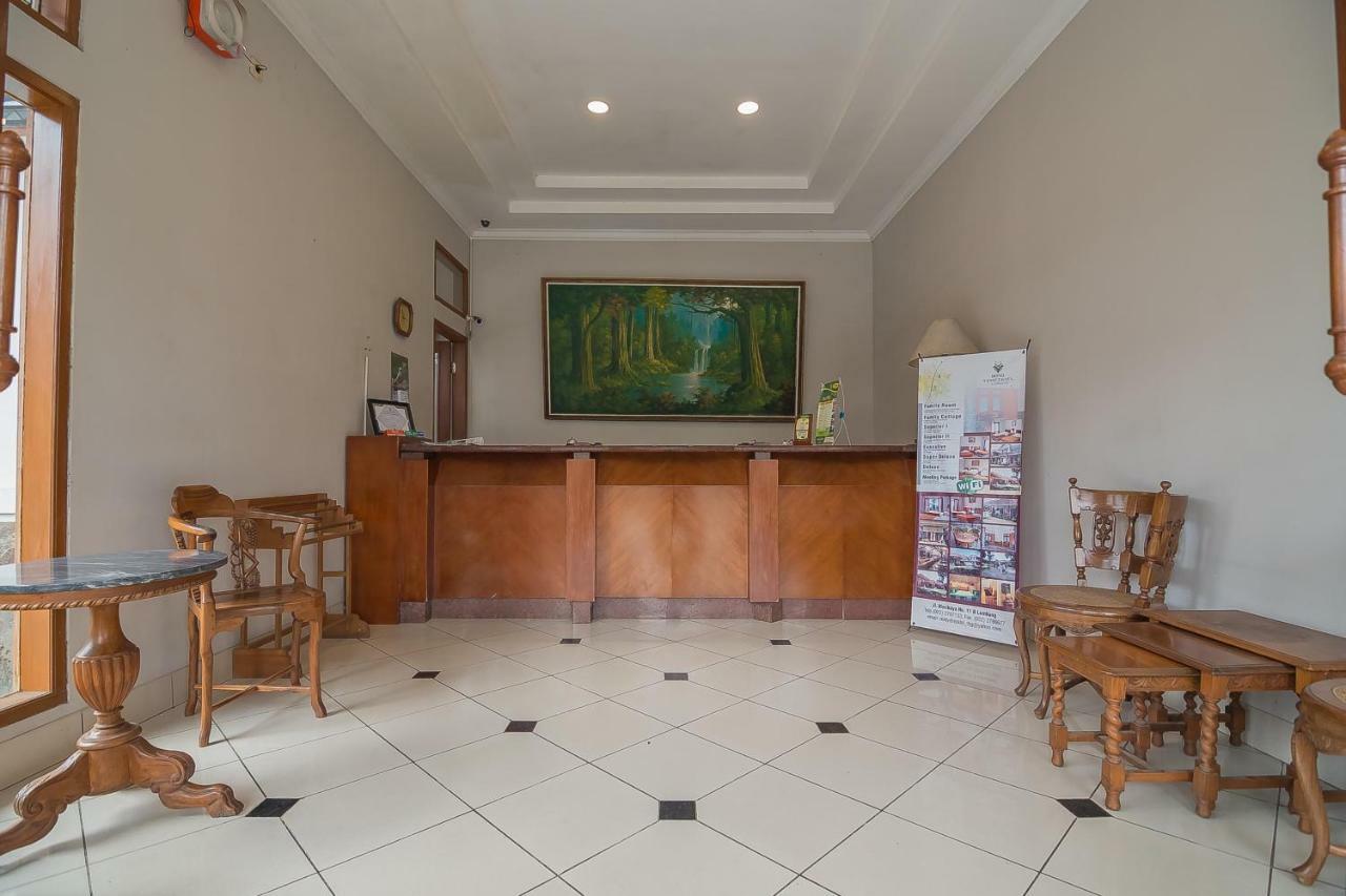 Yehezkiel Hotel Lembang Mitra Reddoorz Esterno foto