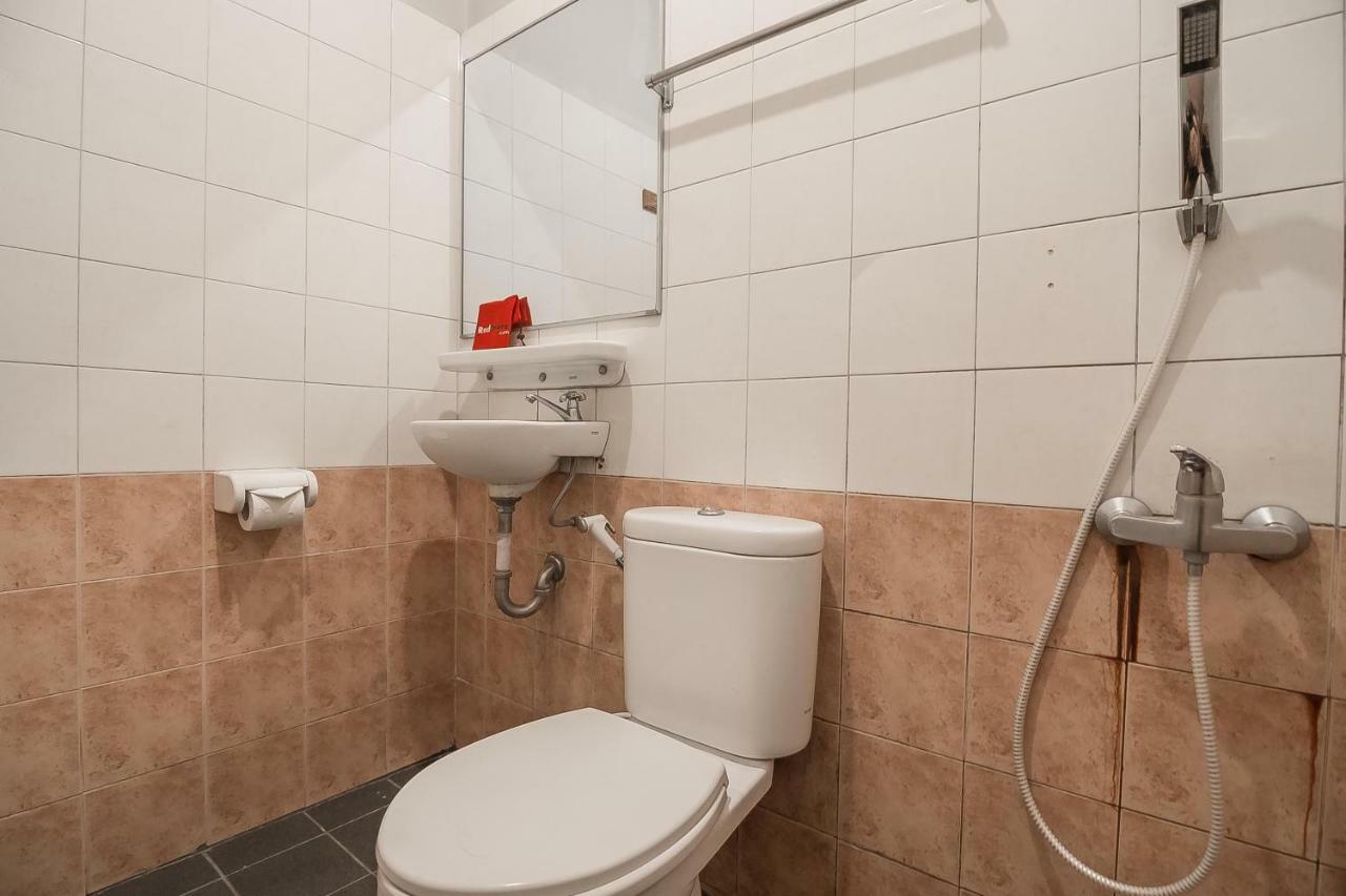 Yehezkiel Hotel Lembang Mitra Reddoorz Esterno foto